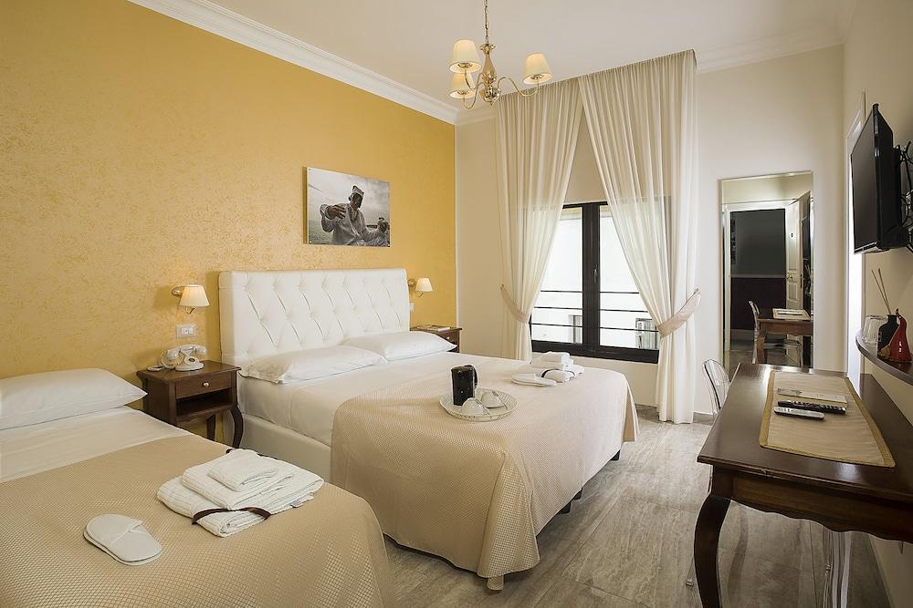 Neapolitantrips Hotel Ngoại thất bức ảnh