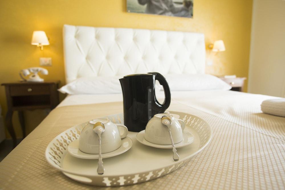Neapolitantrips Hotel Ngoại thất bức ảnh